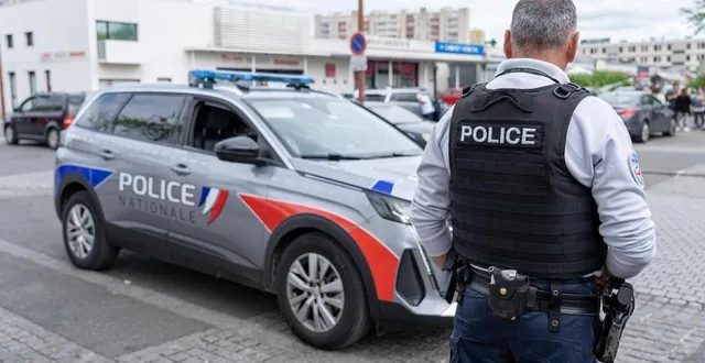 photo  la police nationale du mans recherche le conducteur d’une moto cross non immatriculée qui a percuté un garçon de 13 ans dans le quartier de la cité des pins vendredi 13 octobre.  &copy;  archives le maine libre 