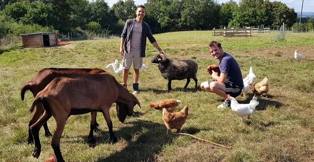 photo  ary et aurélien, nous ouvrent les portes de leur sanctuaire du château-gaillard.  &copy;  le maine libre 
