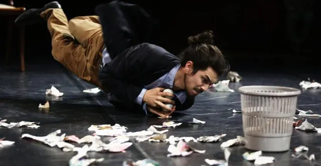 photo  félix didou présente son spectacle « un jour de neige », vendredi 20 octobre 2023, à sablé-sur-sarthe.  &copy;  frederick guerri 