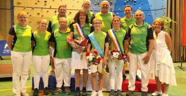 photo  l’équipe de champions des archers de l’autize.  &copy;  co 