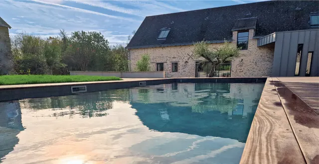 photo création de piscines autour d'angers &copy; néréides piscines