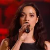 photo lola baï, ici en 2016, sur le plateau du télécrochet de tf1 « the voice ».