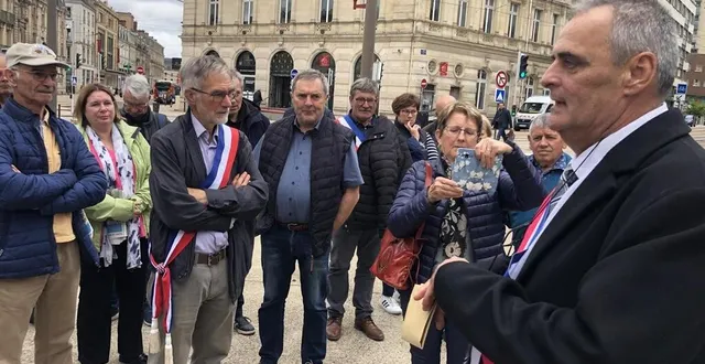 photo  xavier jamois, le président de l’association des élus sarthois défendant les victimes du retrait gonflement des argiles rend compte de sa rencontre avec le préfet.  &copy;  ouest-france 