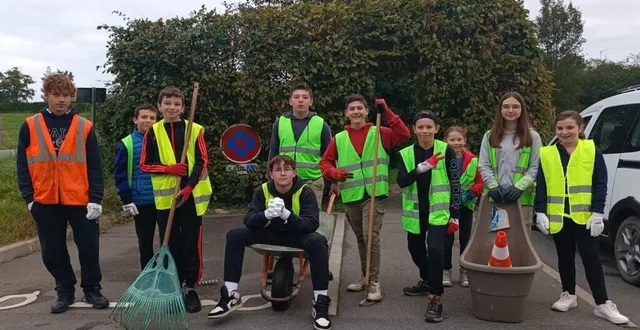 photo  les jeunes spinéens ont mis du cœur à l’ouvrage.  &copy;  le maine libre 