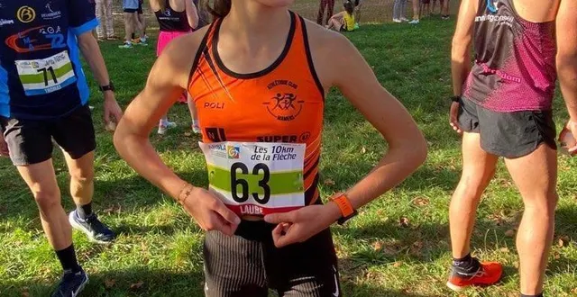photo  la jeune laure dejonghe après son record aux 5 km de la flèche (sarthe), en octobre.  &copy;  ouest-france 