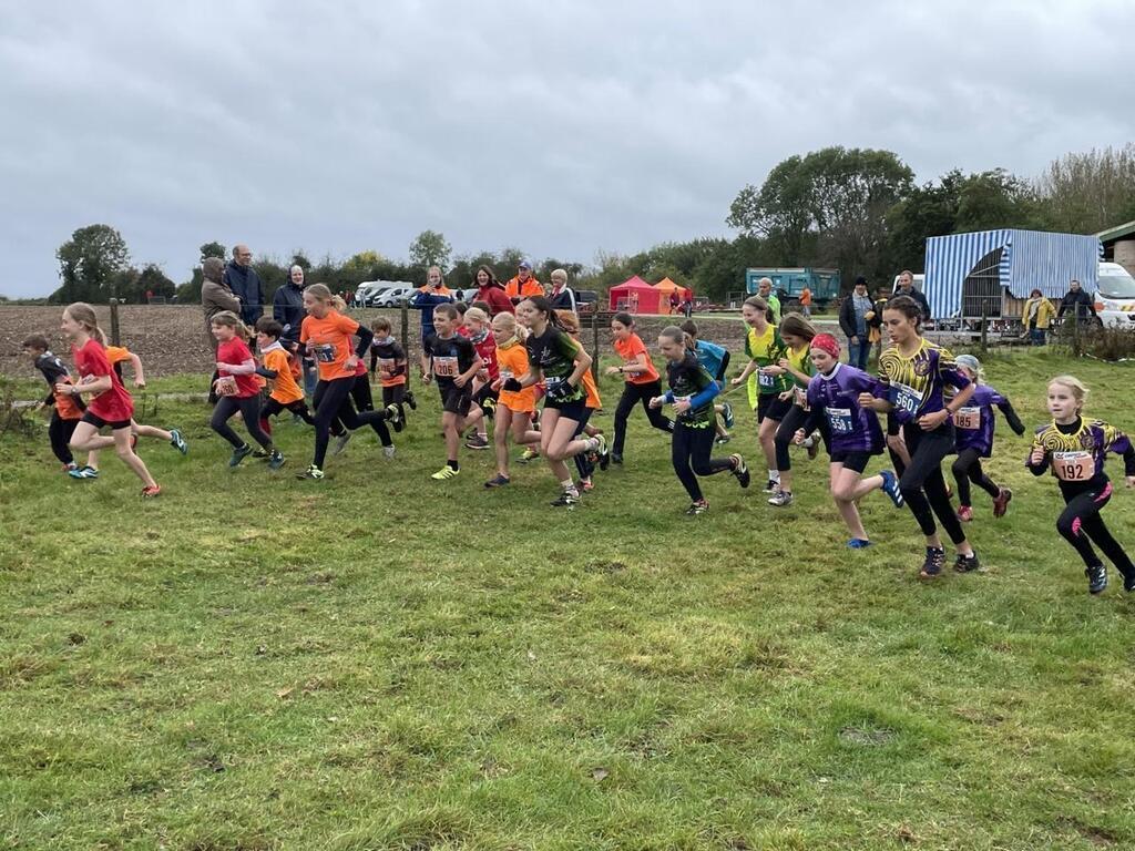 Écouché-les-Vallées. La Saison De Cross-country FSGT A été Lancée à ...