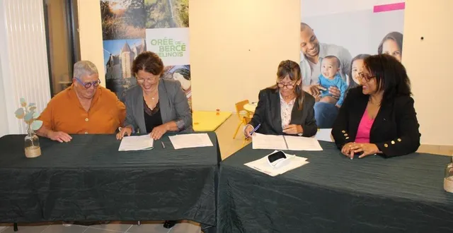 photo  de gauche à droite : irène boyer vice-présidente de la communauté de communes de l’orée de bercé-belinois (sarthe) ; nathalie dupont, présidente de la communauté de communes ; martine barrault, vice-présidente du conseil d’administration de la caf en sarthe, et ymane alihamidi-chanfi, directrice départementale de la caf.  &copy;  ouest-france 