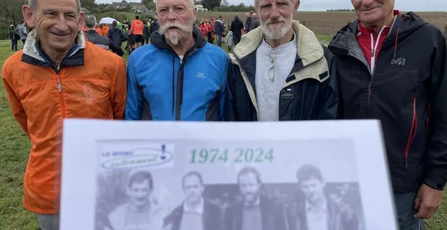 photo  de gauche à droite : jean-michel launay, marc lesouquet, joël huron et bernard vignais, en 1974 et aujourd’hui.  &copy;  ouest-france 