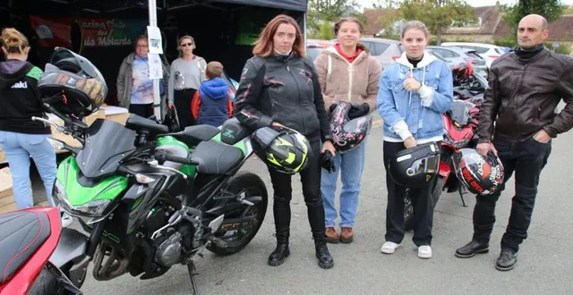 photo  les candidats aux baptêmes motos étaient nombreux.  &copy;  ouest-france 