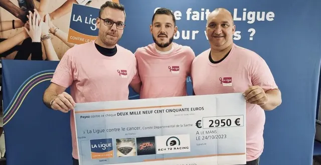 photo  clément rochais, au centre, avec les deux organisateurs de la balade motos est venu remettre un chèque en mémoire de sa maman.  &copy;  ouest-france 