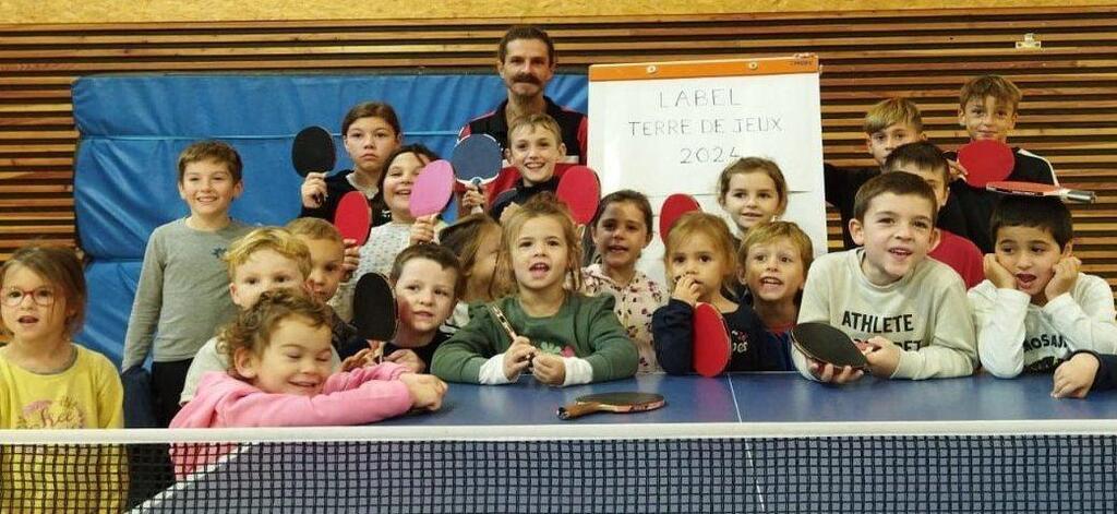 Tombebœuf. Le tennis de table découvert par les enfants 