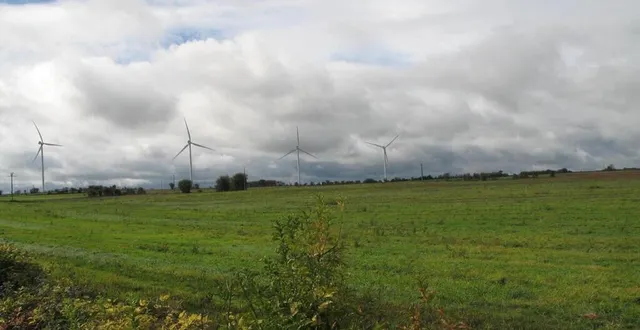 photo  un parc de cinq éoliennes autour de conlie ?  &copy;  le maine libre 