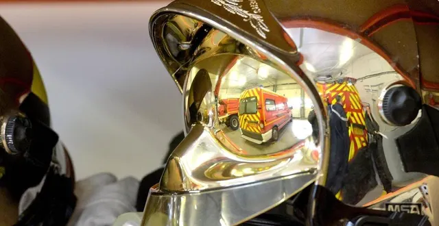 photo  les pompiers sont intervenus pour un feu de cheminée dans une cidrerie de la commune de val-au-perche (orne), ce jeudi 26 octobre 2023. (photo d’illustration)  &copy;  joël le gall, archives ouest-france 