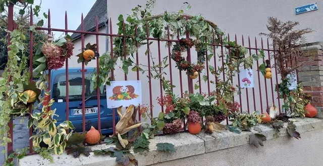 photo  cinq bénévoles animent régulièrement cette « team déco ».  &copy;  ml 