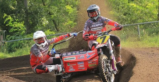 photo  l’argentanais rodolphe lebreton avec le pilote hollandais justin keuben  &copy;  luc driesen 