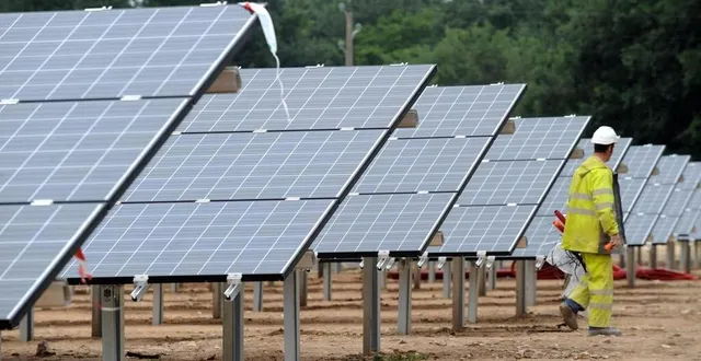 photo  zone de la monge, près de la voie ferrée, 15 948 panneaux photovoltaïques pourraient sortir de terre d’ici 2025.  &copy;  archives le courrier de l’ouest 