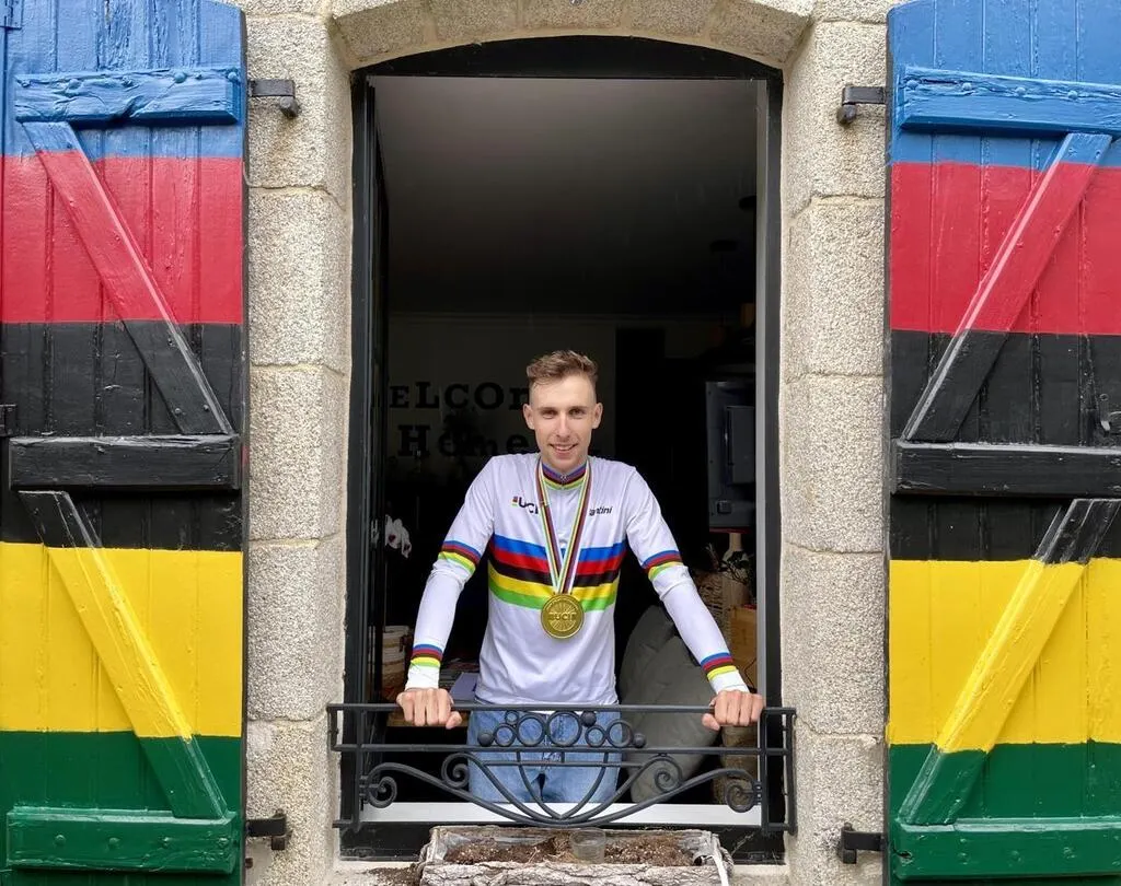 Cyclisme. Axel Laurance « C’est sympa d’être copain avec un champion
