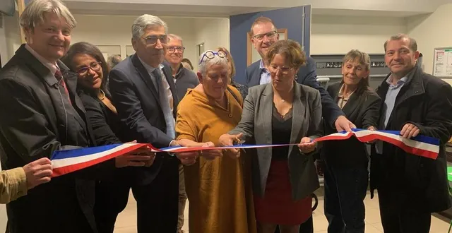 photo  lors de l’inauguration des locaux, rénovés pour un montant de 472 271 € ht.  &copy;  le maine libre 