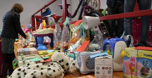 photo  la bourse aux jouets de vion : une bonne occasion d’acheter des jouets de seconde main mais aussi du matériel de puériculture.  &copy;  archives ouest-france 