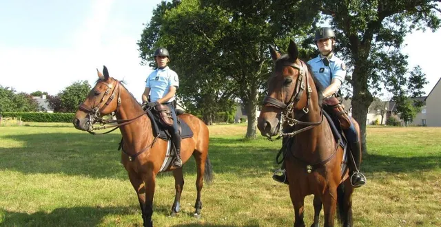 photo  les futurs gendarmes de la caserne de fel devront monter à cheval. (photo d’illustration)  &copy;  archives ouest-france 