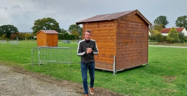 photo  avec toute son équipe, hervé quettier prépare activement le festival de montilly sports nature se déroulant les 10 et 11 novembre.  &copy;  ouest-france 