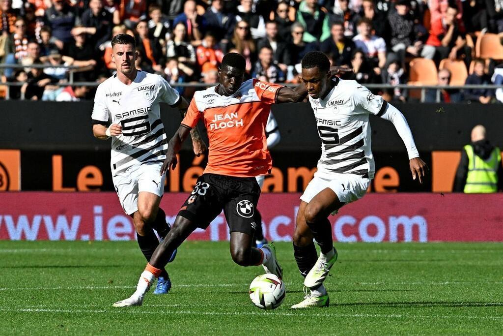 FC Lorient. Une Ligne Offensive Qui Fait Grincer Les Supporters . Sport ...