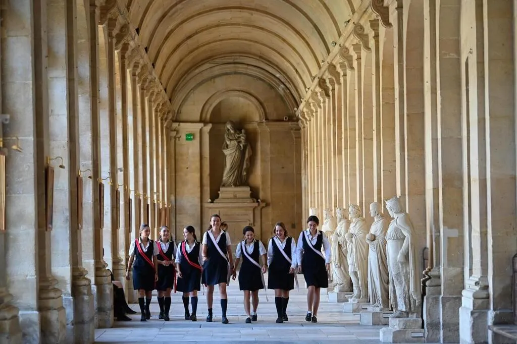 Au lycée de la Légion d’honneur, en SeineSaintDenis, « l’uniforme fait l’élève » Fréjus