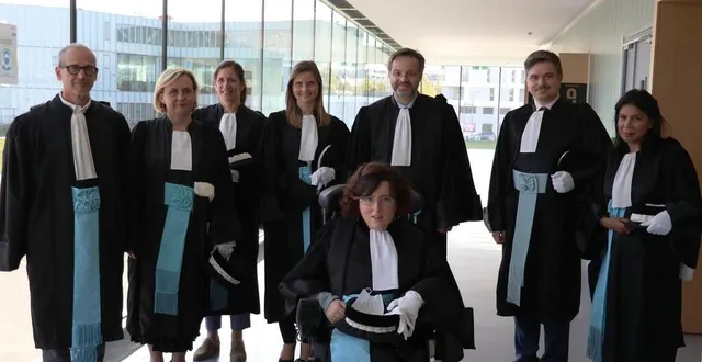 photo  djamila medjahed (à droite), ici lors de sa prise de fonction comme vice-présidente du tribunal judiciaire de caen en septembre 2021, est la nouvelle sous-préfète de segré-en-anjou bleu.  &copy;  archives ouest-france 