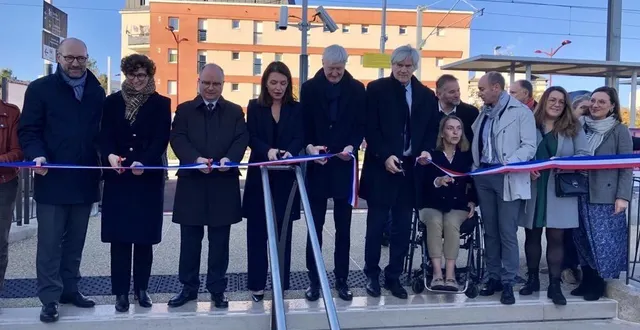 photo  les représentants des différents financeurs de la halte ferroviaire le mans hôpital université, mise en service le 28 août, l’ont inauguré ce mardi 7 novembre 2023.  &copy;  le maine libre 