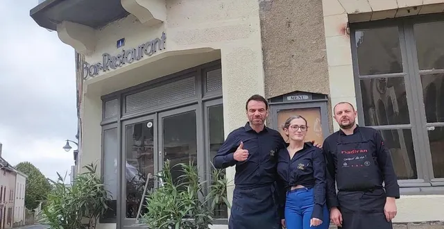 photo  romain braud (à gauche), en compagnie du chef aurélien cosson et de tiphaine touvé qui s’occupe de l’accueil et du service en salle.  &copy;  co 