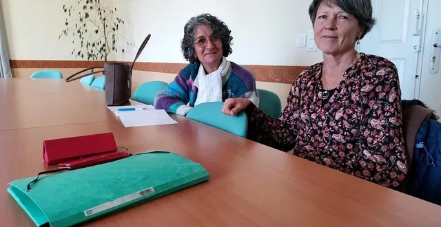 photo  (à droite) annie paugoy, adjointe en charge du ccas avec josiane krawiec, conseillère et membre du ccas.  &copy;  ouest-france 