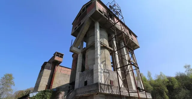 photo  construits dans les années 1920, les fours à chaux de téloché (sarthe) ont été transformés en lieu de spectacle par isabelle cany et sylvain michoux. l’aventure de cette restauration fait l’objet d’un documentaire, diffusé le 11 novembre 2023 sur tf1.  &copy;  archives ouest-france 