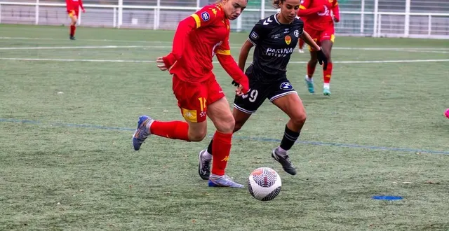 photo  les mancelles prennent leur distance avec la zone rouge.  &copy;  le maine libre 