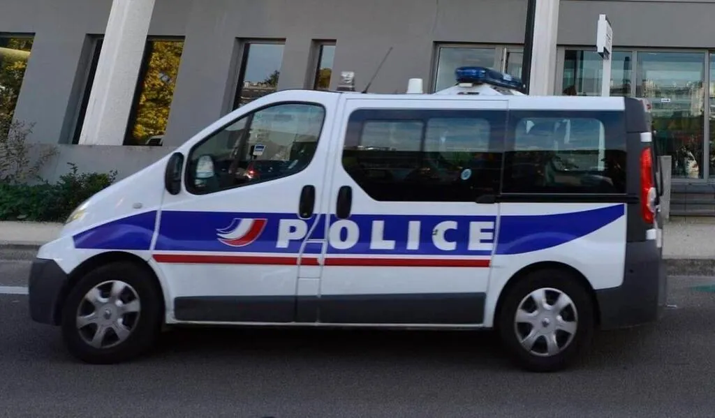 Toulon. Un dealer mineur appelle la police pour être exfiltré d’une