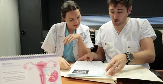 photo  amélie cariou et martin merouze, chirurgiens-gynécologues, font partie des professionnels de santé qui œuvrent à l’hôpital de niort pour accompagner et soigner les femmes touchées par l’endométriose.  &copy;  co – benoit felace 