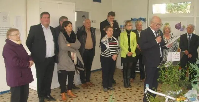 photo  au cours des allocutions lors de l’inauguration de la fête du cidre e sap-en-auge (orne).  &copy;  ouest-france 