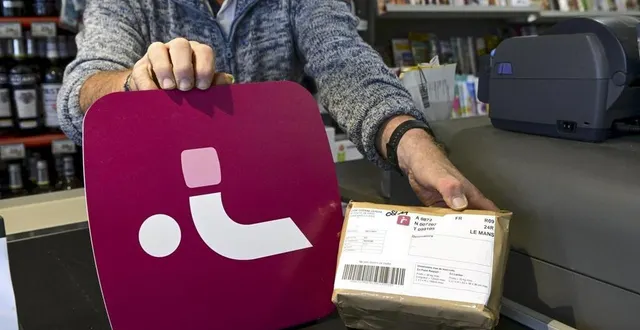 photo  expert français de la livraison de colis, mondial relay dispose de nombreux points de retrait, notamment chez les buralistes.  &copy;  photo le maine libre – yvon loué 