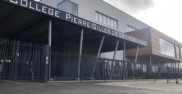 photo  tous les élèves du collège pierre-gilles-de-gennes, au mans (sarthe), ont été évacués après une alerte à la bombe, ce mercredi 15 novembre 2023.  &copy;  ouest-france 