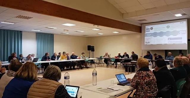 photo  un plan mobilité ambitieux a été unanimement adopté en séance du conseil communautaire des vallées d’auge et du merlerault.  &copy;  ouest-france 