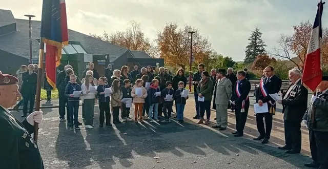 photo  onze des douze jeunes du cme (conseil municipal d’enfants) étaient présents aux côtés de la cinquantaine de participants en tout.  &copy;  le maine libre 