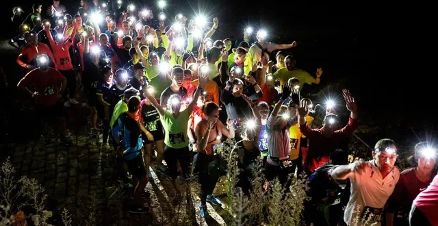 photo  les participants ont couru à la lumière de leurs lampes frontales.  &copy;  co – régine lemarchand 