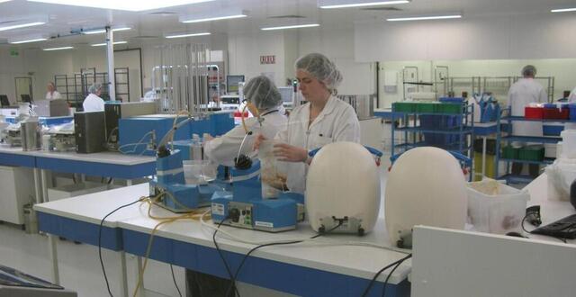 photo laboratoire d'analyses alimentaires eurofins nantes