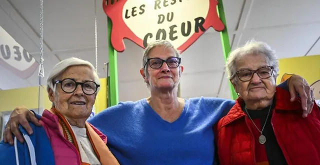 photo  monique, patricia et colette sont bénévoles depuis 30 ans. une fidélité sans faille aux restos.  &copy;  le maine libre – denis lambert 
