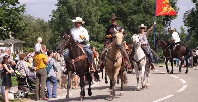 photo  en 2012, les cavaliers de toute la france et de plusieurs pays étrangers se sont rendus au haras du pin pour equirando  &copy;  archives ouest-france 