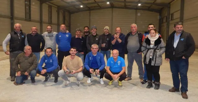 photo  à l’invitation de l’union sportive d’aubigné-racan, 38 équipes ont disputé un concours de pétanque en doublettes.  &copy;  le maine libre 