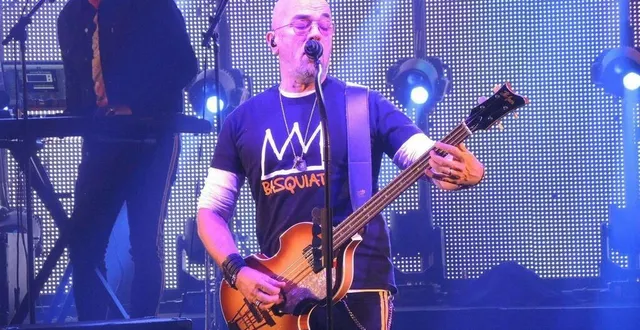 photo  pascal obispo célèbre trente ans de succès avec une tournée dans toute la france.  &copy;  photo archives le maine libre 