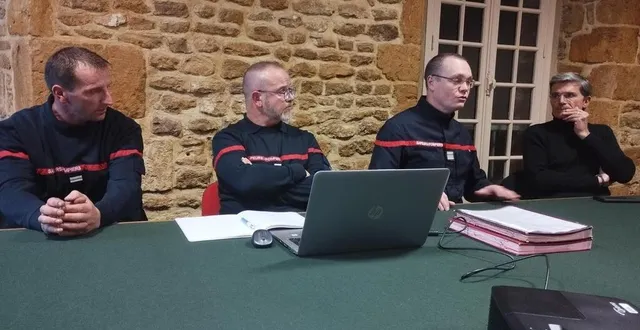 photo  de gauche à droite : lieutenant jérôme gautier, commandant éric guais, colonel sébastien planchon et laurent marting.  &copy;  ouest-france 
