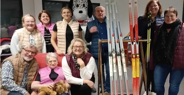 photo  neuf chanteurs assureront le spectacle mais une quinzaine de personnes au total participent à la préparation de cet évènement.  &copy;  le maine libre 