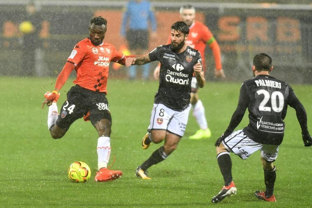 Stade Lavallois. Le Meilleur Et Le Pire Du Roye Buteur . Sport - Le ...