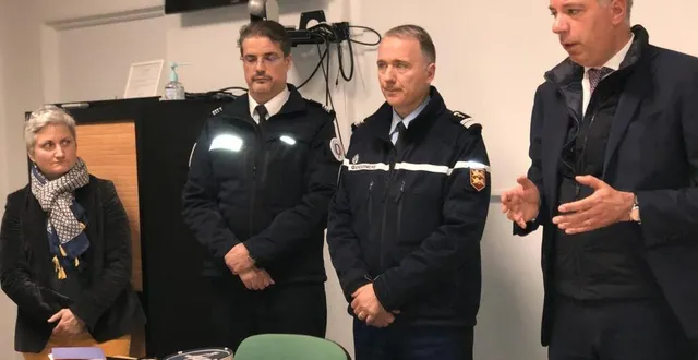 photo  de gauche à droite : anne-catherine sudre (directrice départementale de l’ars), le commandant alvarez (directeur adjoint de la sécurité publique), le colonel benech (responsable des gendarmes de l’orne) et le préfet sébastien jallet.  &copy;  ouest-france 